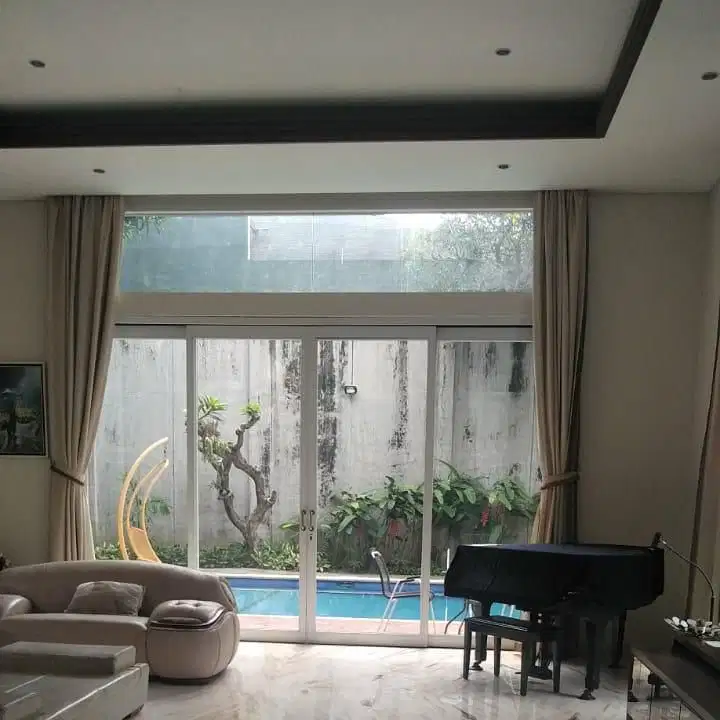 DIJUAL DAN DISEWAKAN RUMAH MEWAH ELEGAN JAKBAR