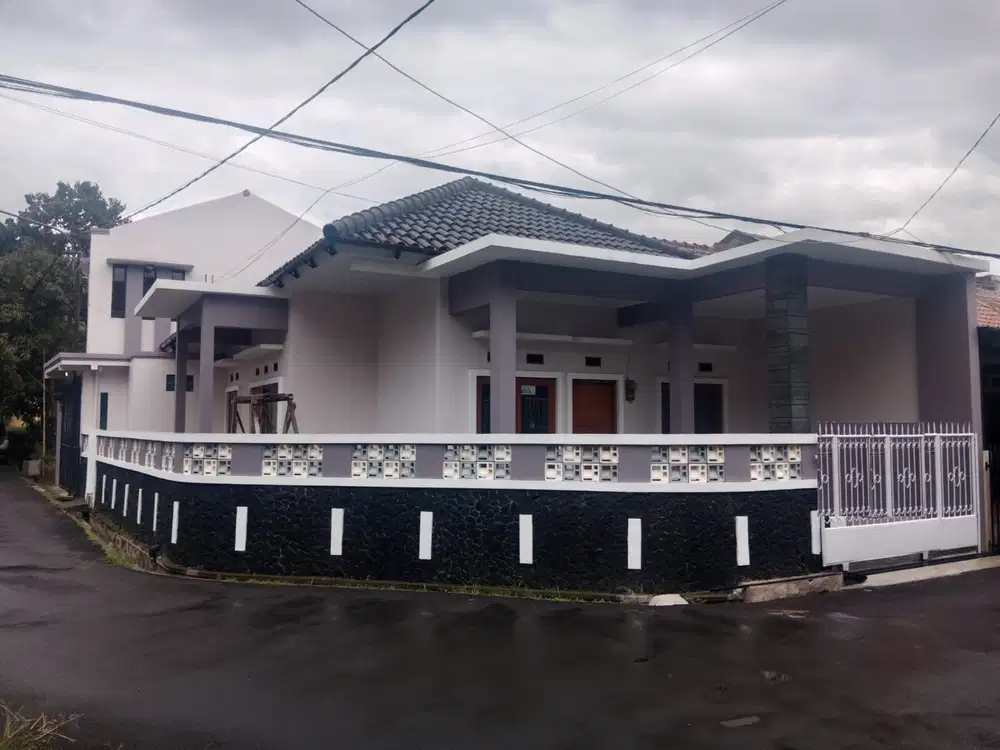 Rumah Hook Baru Luas di Antapani dekat RS Santo Yusuf Kiaracondong