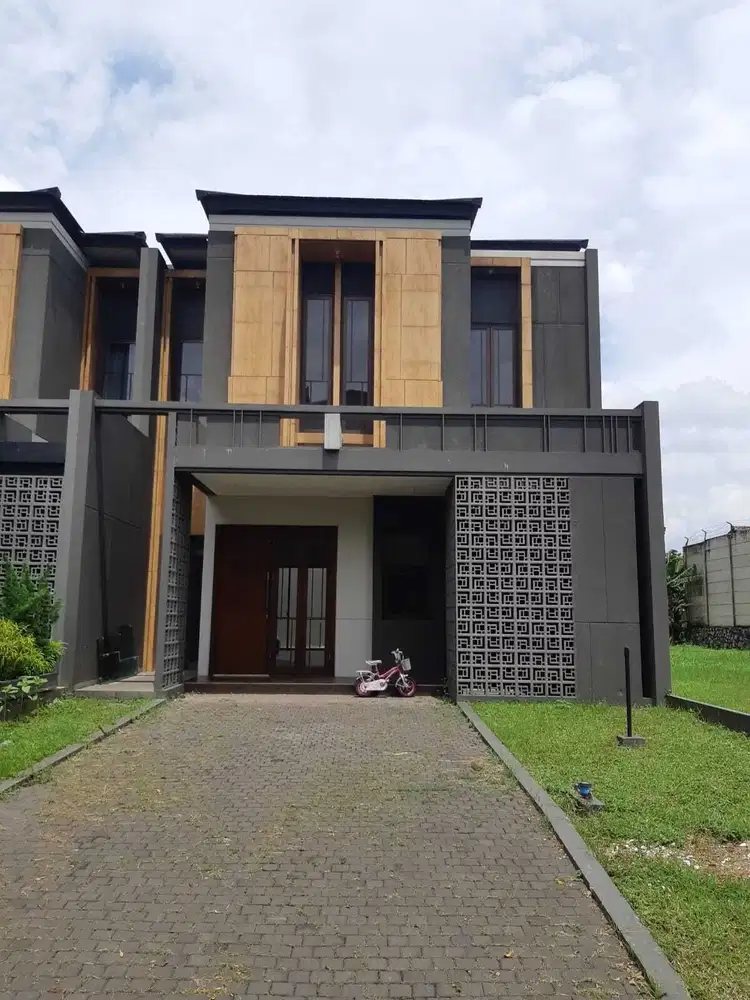 Dijual cepat rumah strategis samping tol alam sutera tangerang