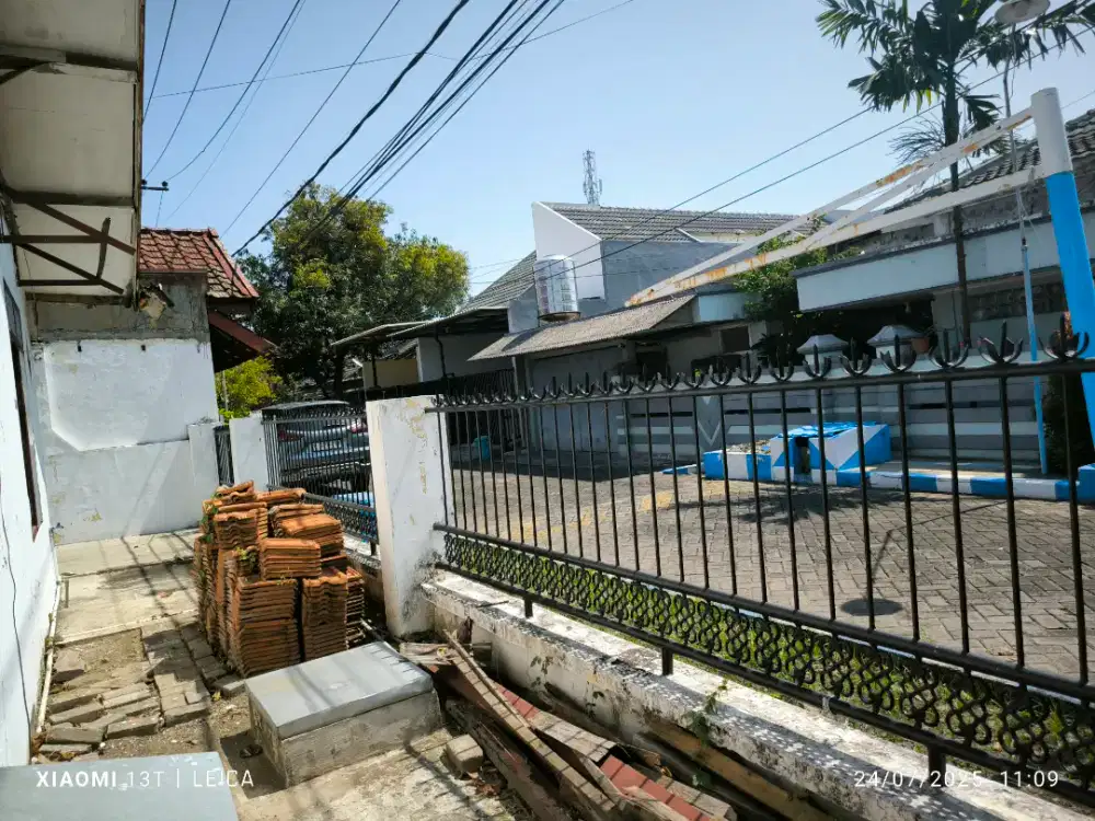 Pondok Tjandra buat kantor depan sekolah petra