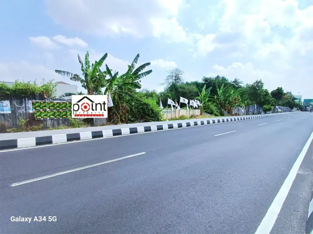 Tanah 13.376m² 3 Muka Strategis Mangku Jln Raya Tengah Kota Solo