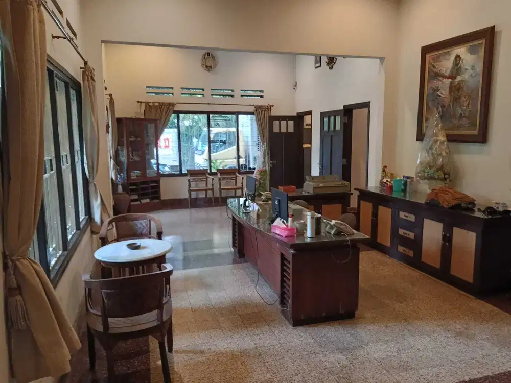 DIJUAL RUMAH KANTOR GUDANG DIANJASMORO TENGAH KOTA LOKASI STRATEGIS