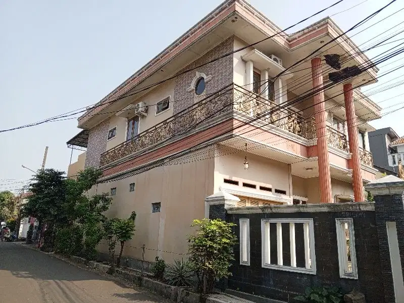 Dijual Rumah Hoek di Vila Citra Bantarjati 