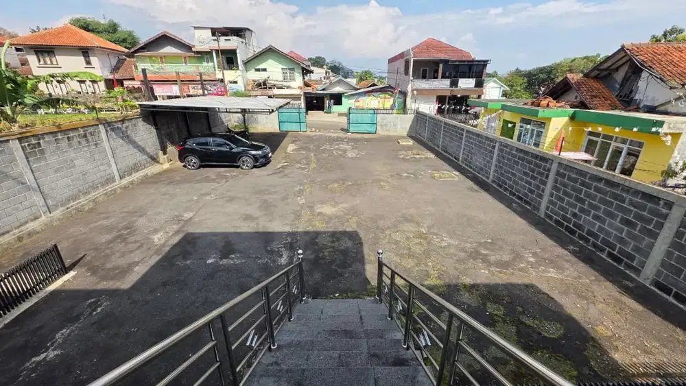 Termurah! Rumah dengan Tanah Luas di Ujung Berung