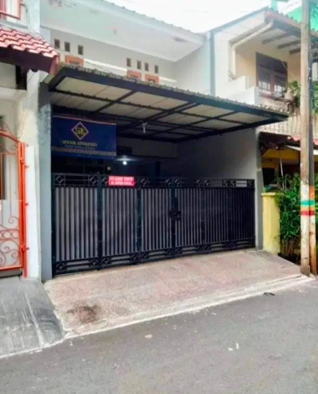 Dijual Rumah 2 Lantai di Pancoran Jakarta Selatan