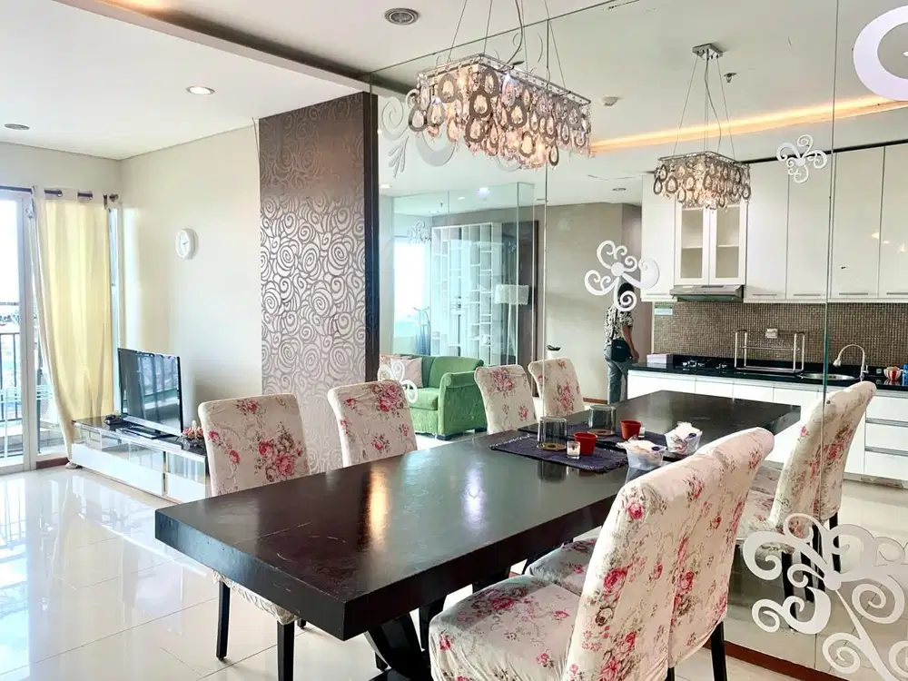 Disewakan Apartemen Thamrin Residences 3 BR Tanah Abang Jakarta Pusat