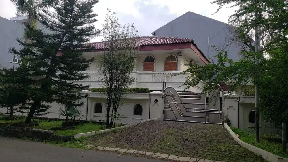 Dijual Rumah, Hitung Tanah Saja di Jl. Parang Tritis,Ancol Barat,Jakut