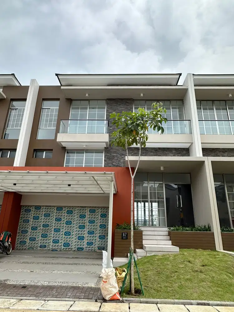 Rumah PIK 2 Cluster Miami Special unit Backyard View Danau