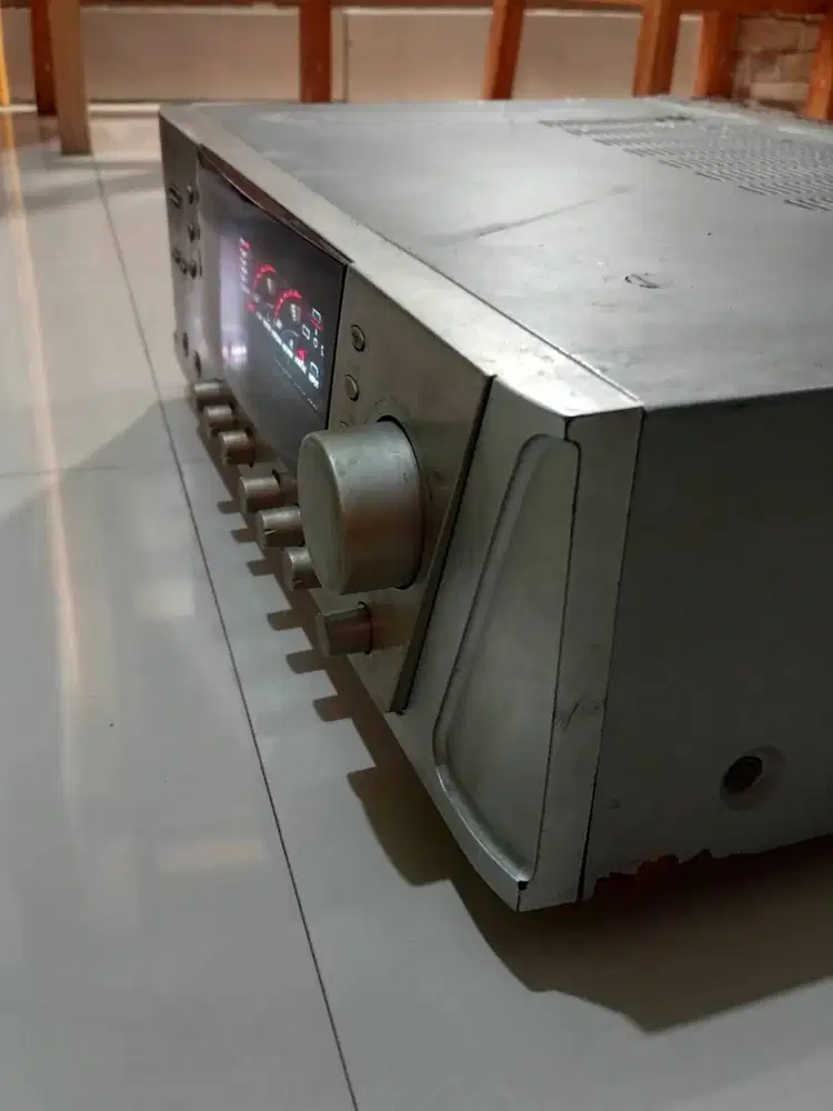 Amplifier Power BOMBA