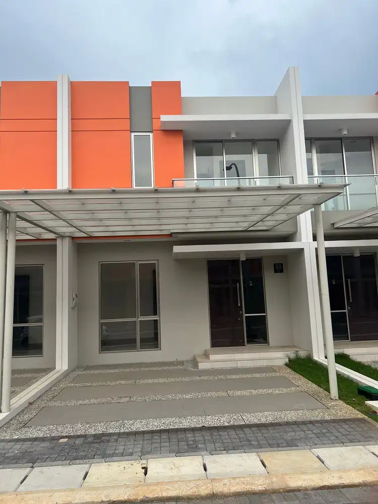 Disewakan Rumah PIK 2 Ukuran 6x12,5 Cluster Danau - Furnish