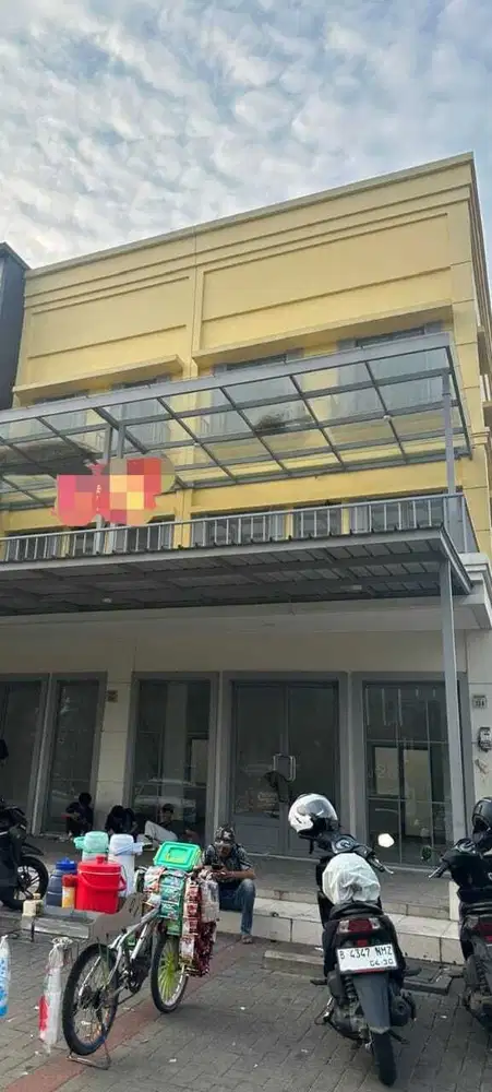 Disewakan Ruko Gandeng Hadap Jalan di Maggiore By Rumah Chinida