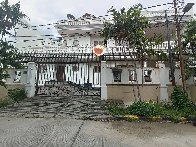 Rumah Mewah murah HITUNG TANAH di Rajawali Kemayoran Jakarta Pusat