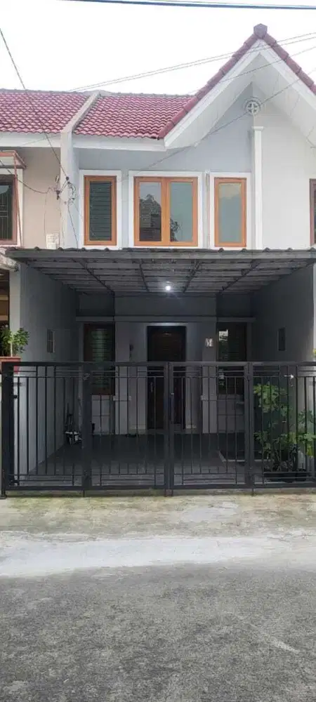 Dijual Rumah 2 Lantai di Cluster Gading Arcadia, Kelapa Gading