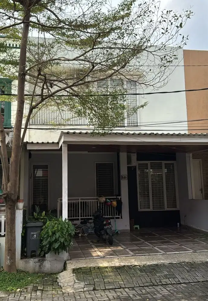 5 Menit LRT Cikunir Rumah East Point Caman