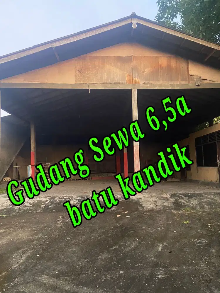 Gudang sewa 6,5a  Jln Kebo Iwa dekat pasar Batu Kandik Denpasar Bali
