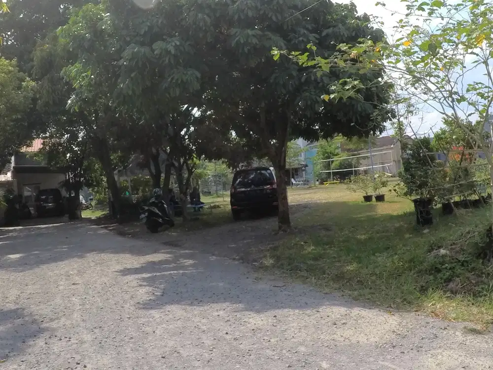 Tanah dalam komplek griya caraka cisaranten