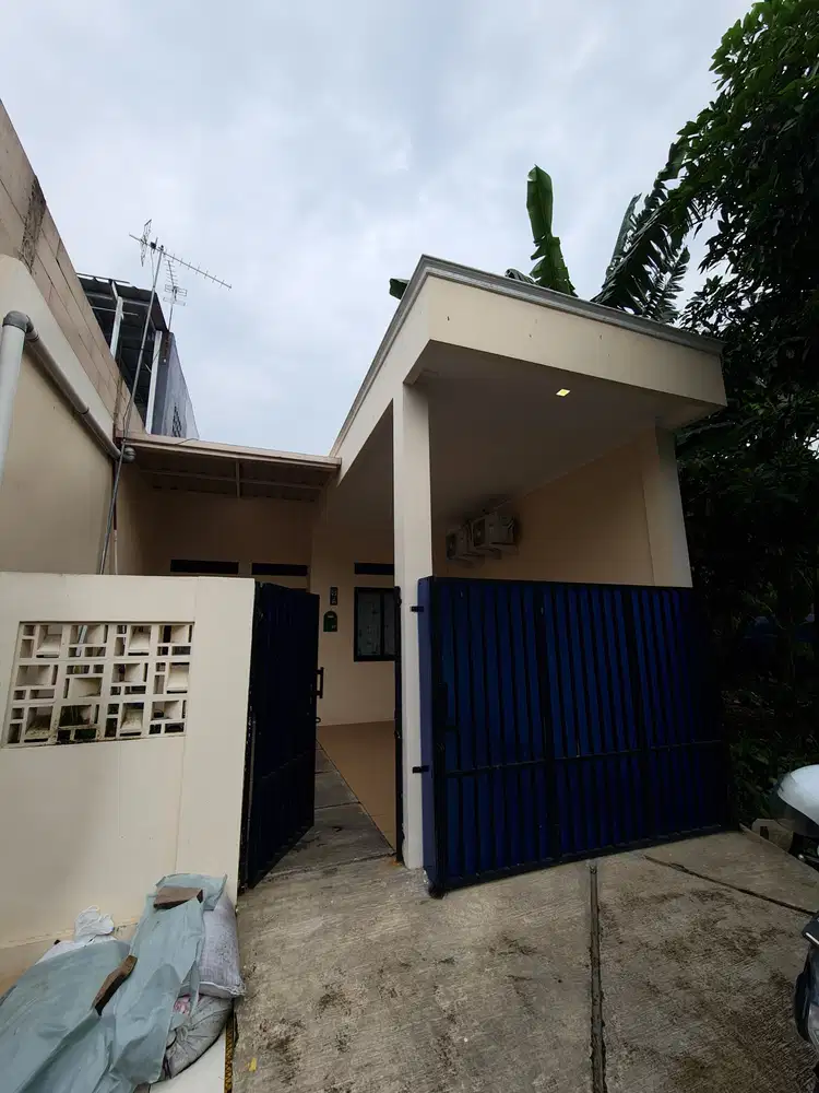 Dijual Rumah Bangunan dari awal /0 bangun th 2020 sudah shm