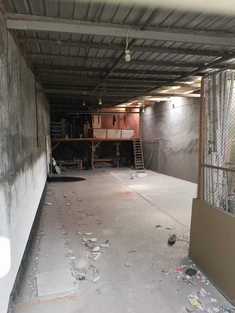 DISEWAKAN CEPAT GUDANG DI  PREPEDAN DALAM