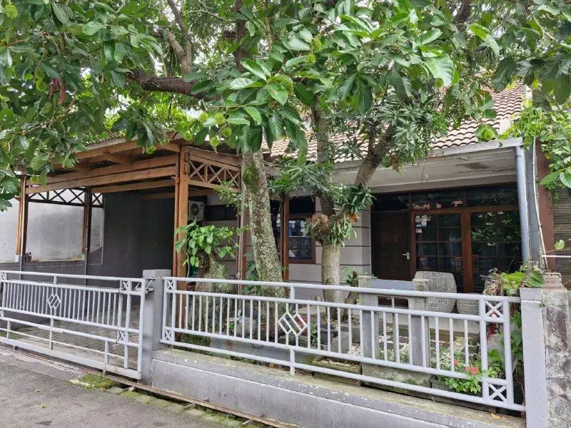 Rumah Humble di Kembar dkt BKR Sriwijaya Moh Toha Suryalaya SMAN 11