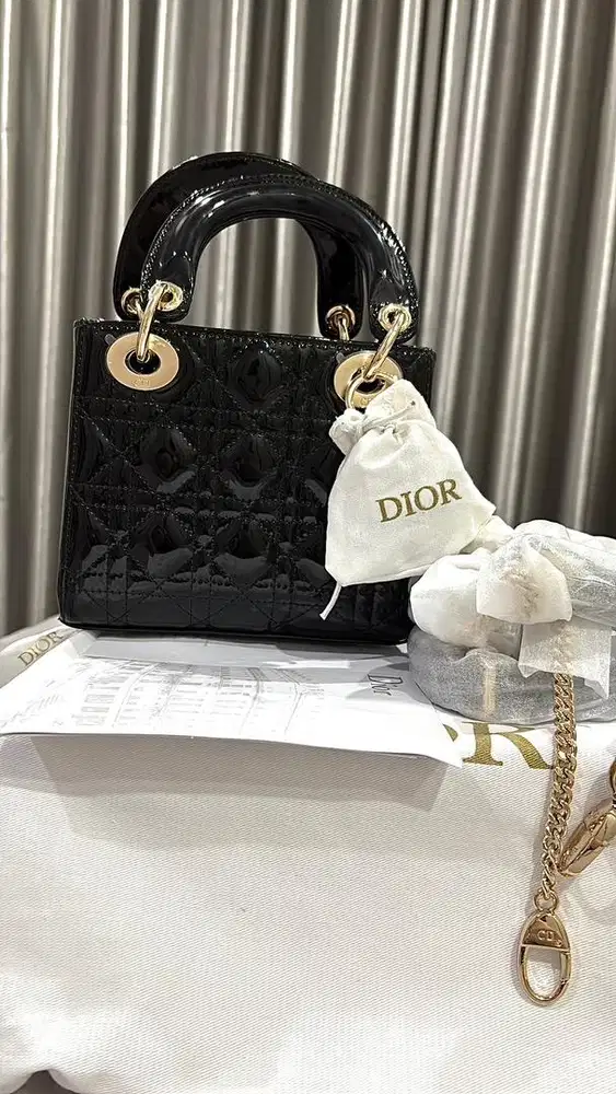 LADY DIORE SMALL 20 gold hardware Like Authentic