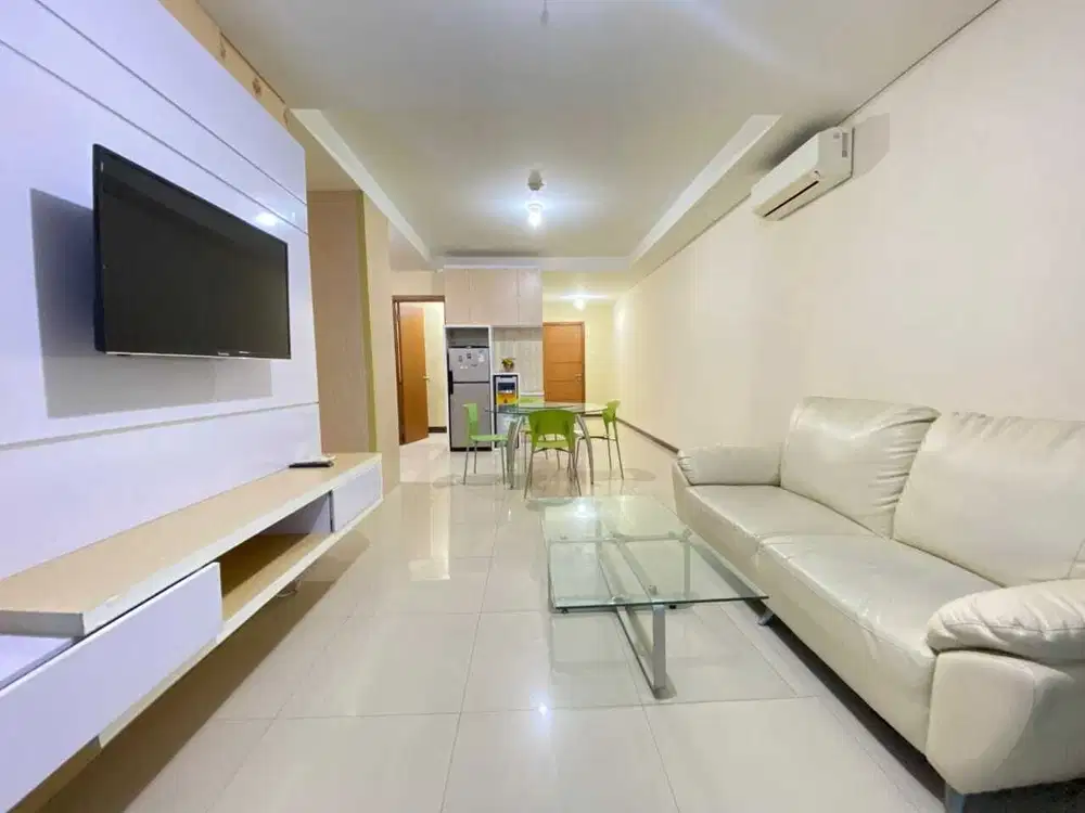 Condominium Green Bay Pluit 3BR Full Furnished View Laut