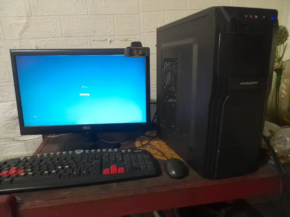 Pc desktop A8 Redeon R7