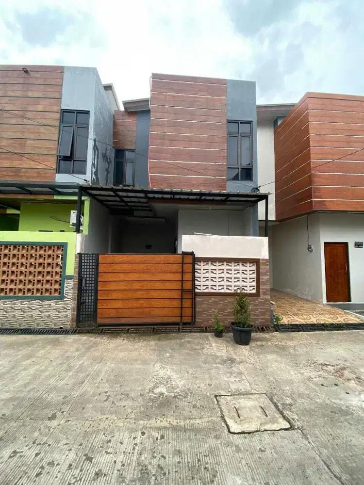 Di Jual Rumah Secondery 2 Lantai Pondok Rajeg Cibinong Bogor