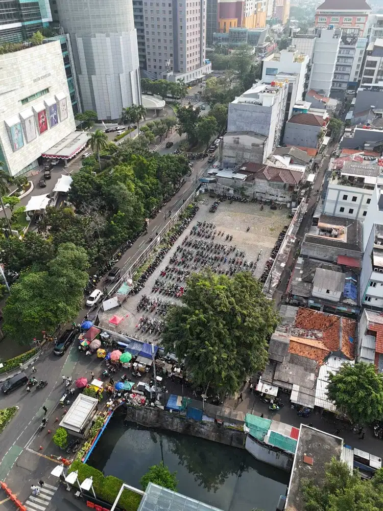 KOMERSIAL AREA COCOK BUAT GEDUNG KANTOR DI THAMRIN KANTOR SI