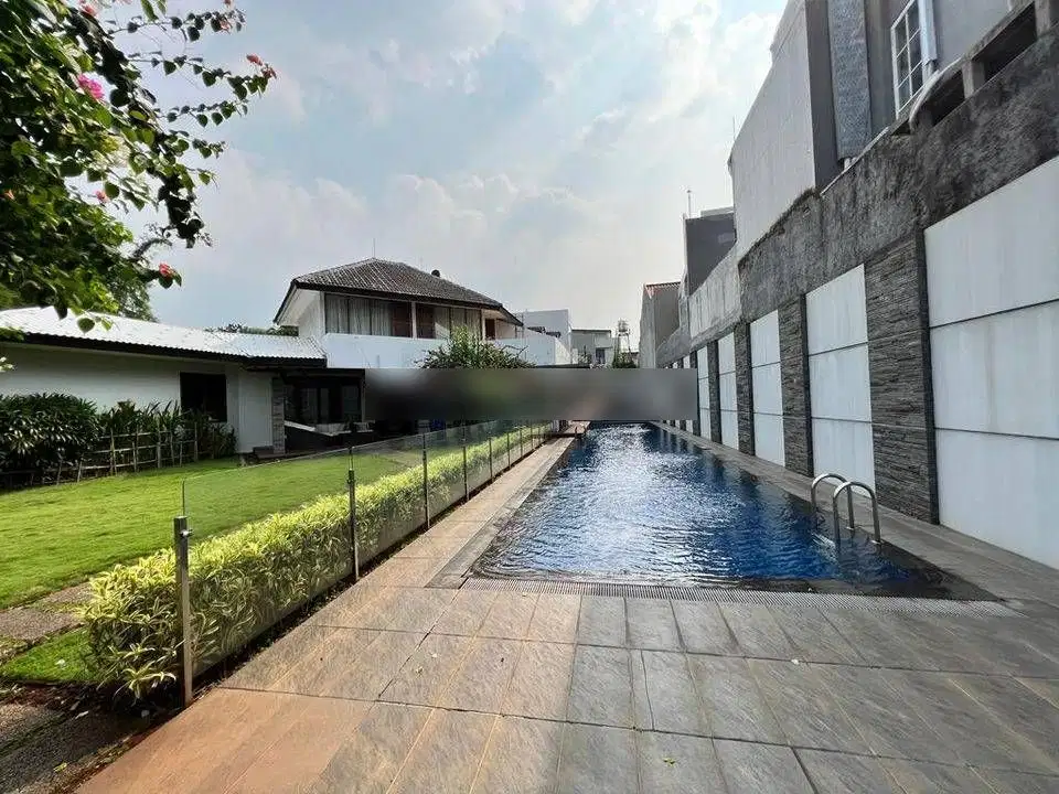 BIG GARDEN HOUSE DI CIPETE KEMANG