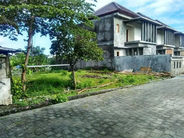 Tanah 3 area di teuku umar barat dkt kerobokanseminyak - Usman Hadi Saputro