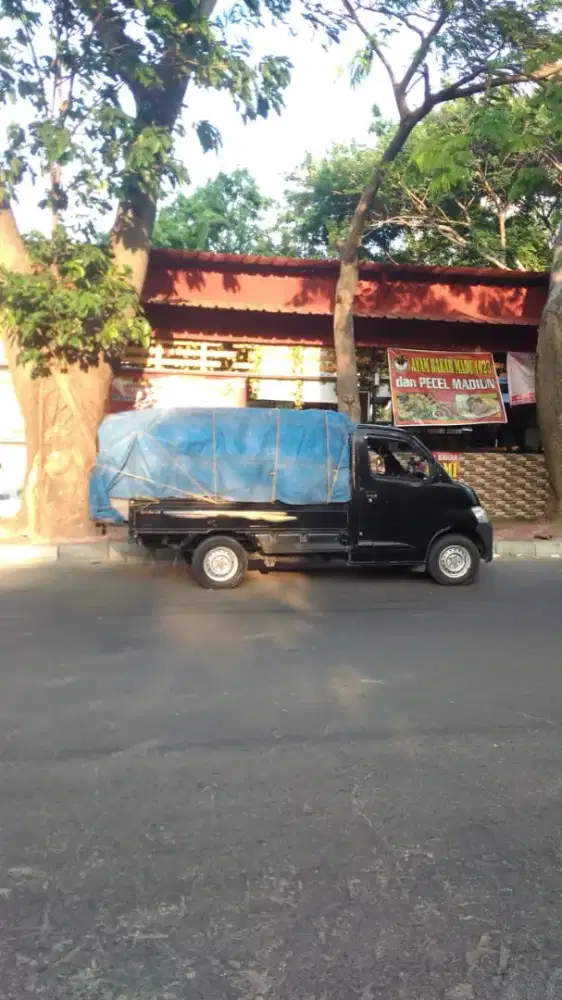 Mobil pickup losbak untuk pindahan rumah
