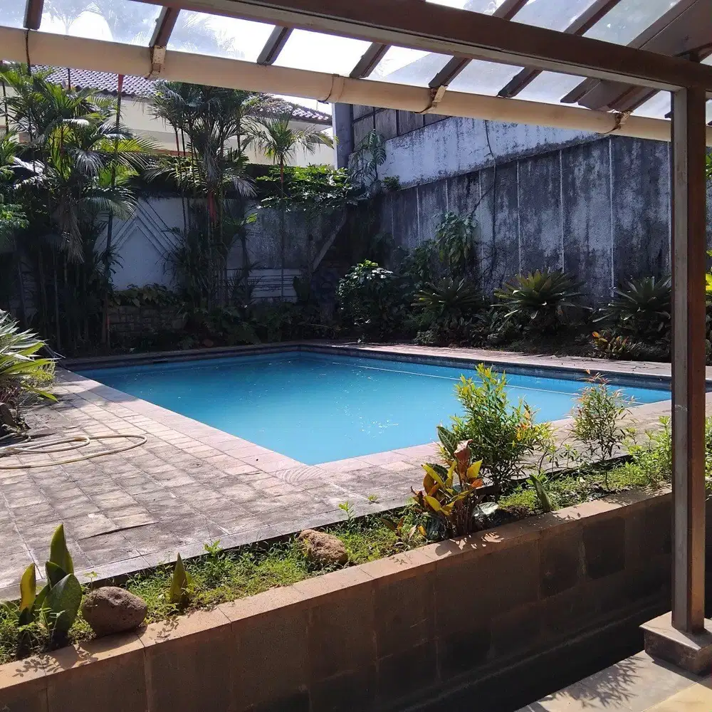 Rumah Lama Bagus Terawat Siap Huni Di Pondok Indah Jakarta Selatan