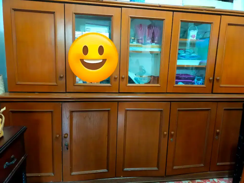 Lemari buffet kayu