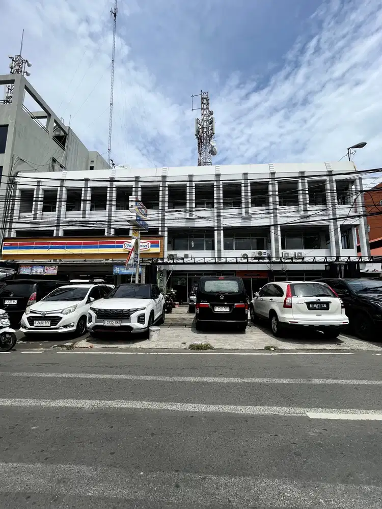 Jual bangunan kantor kemayoran jakarta pusat Lt 1050 lb 2000