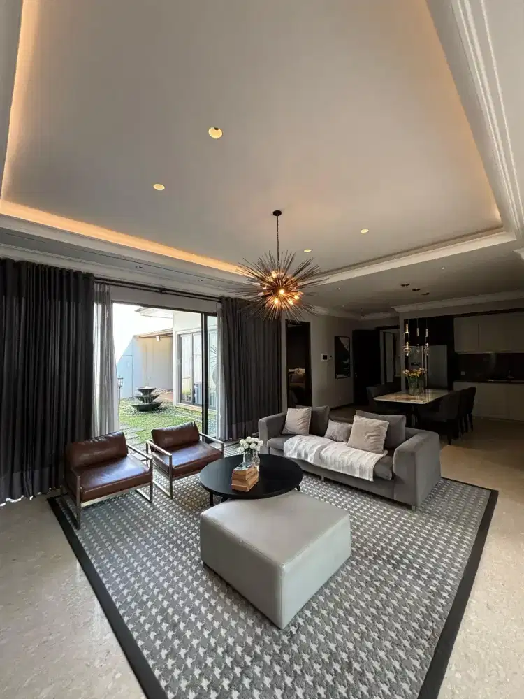 Rumah ex show unit Full Furnished interior mewah, Jadeite BSD