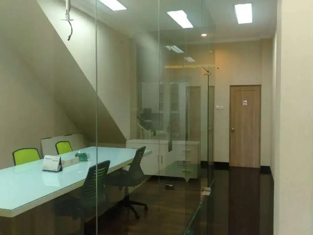 Dijual Ruko Rapi Bagus di Puri Mansion Siap Pakai Full Furnish