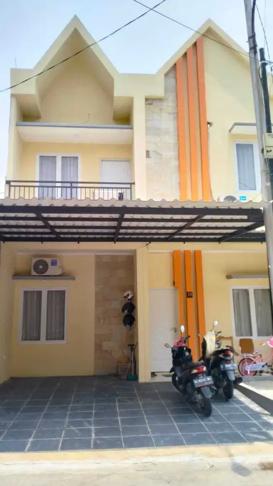 Cluster elegant nempel LRT Ciracas Jakar