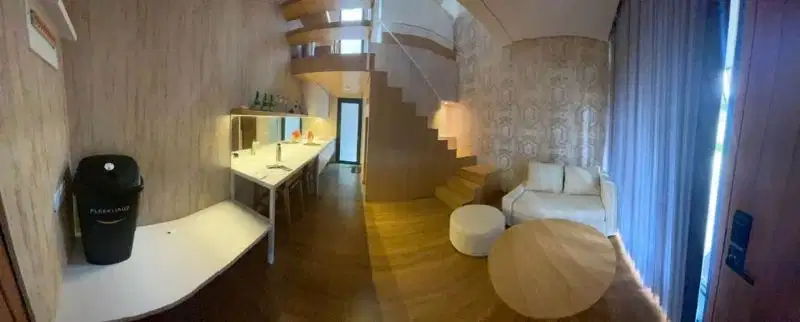 Dijual rumah di Fleekhauz sudah interior dan renovasi