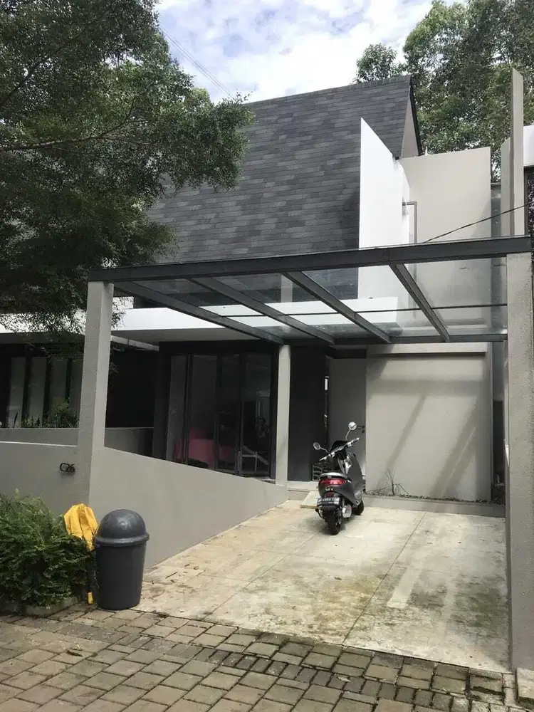 Dijual Rumah cantik karya arsitek ternama di Yve Habitat Limo Depok