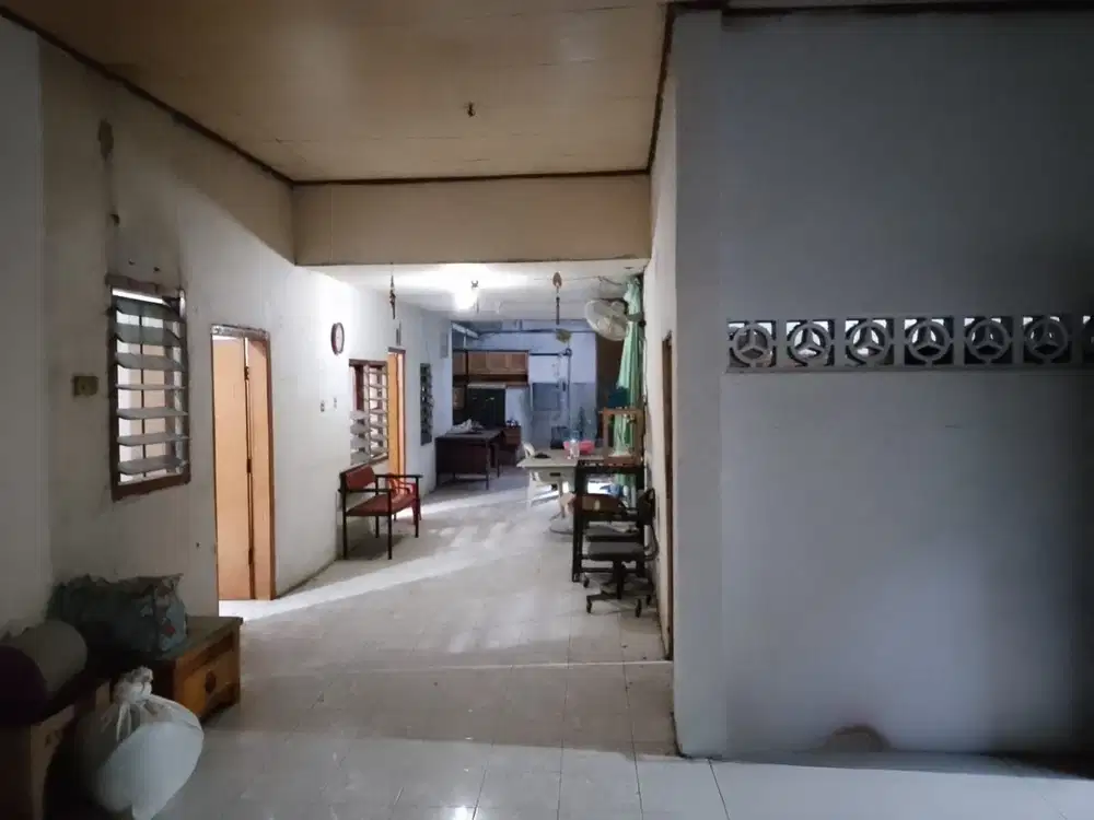 Dijual Rumah di GG lontar Jl Terusan Bandengan Utara bisa NEGO