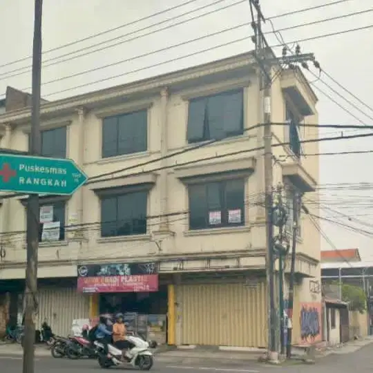 DIJUAL & DISEWAKAN.                  RUKO RAYA KENJERAN dekat MERR