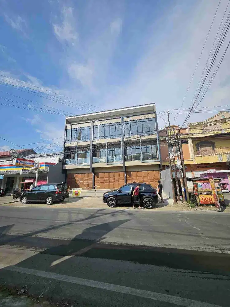 RUKO BISNIS 3 LANTAI POROS GOA RIA SUDIANG DEKAT BANDARA/RS MALEBU