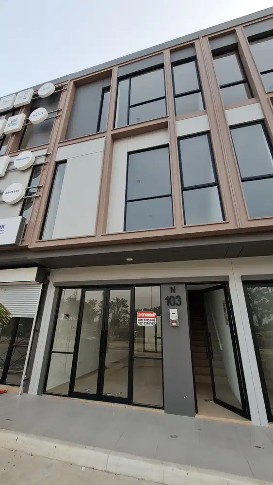 Disewakan Ruko Cendana Spark Lippo / Ruko 3 lantai