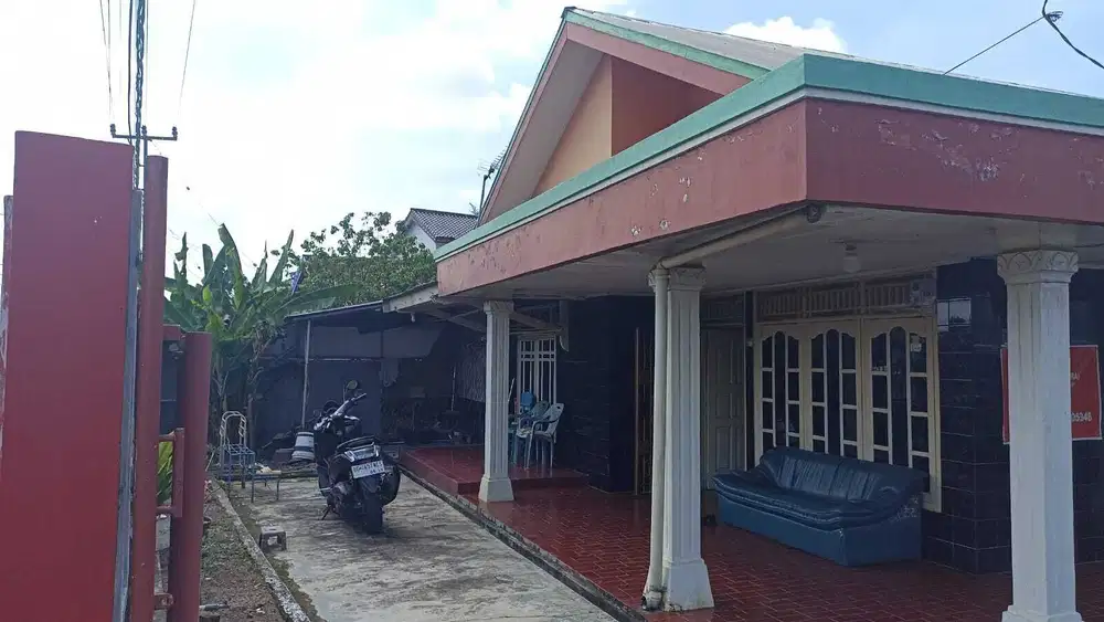 DIJUAL RUMAH SEMI FURNISH DEKAT HOTEL AMARIS PALEMBANG