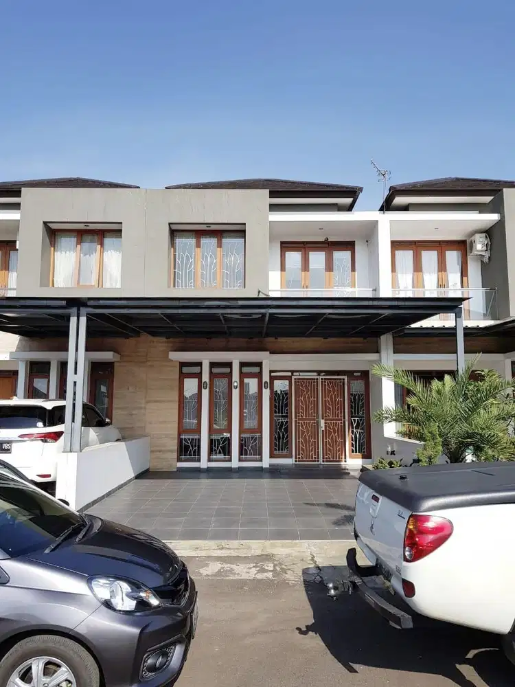RUMAH MINIMALIS DALAM KOMPLEK CHERRY FIELD CIGANITRI BUAH BATU BANDUNG