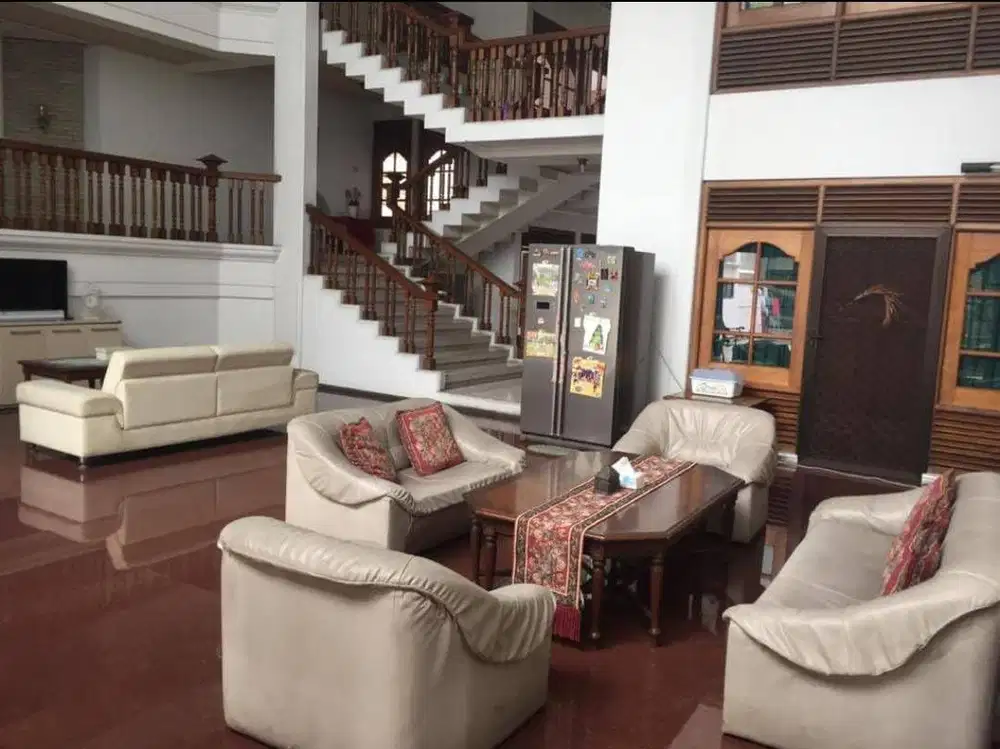 Rumah Raya Darmo Super Komersial, Lokasi Strategis di Darmo, SBY