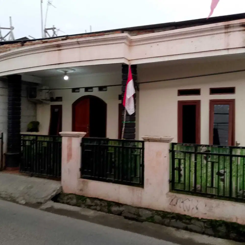 Dijual Rumah Murah Siap huni Lokasi Strategis di kota Karawang