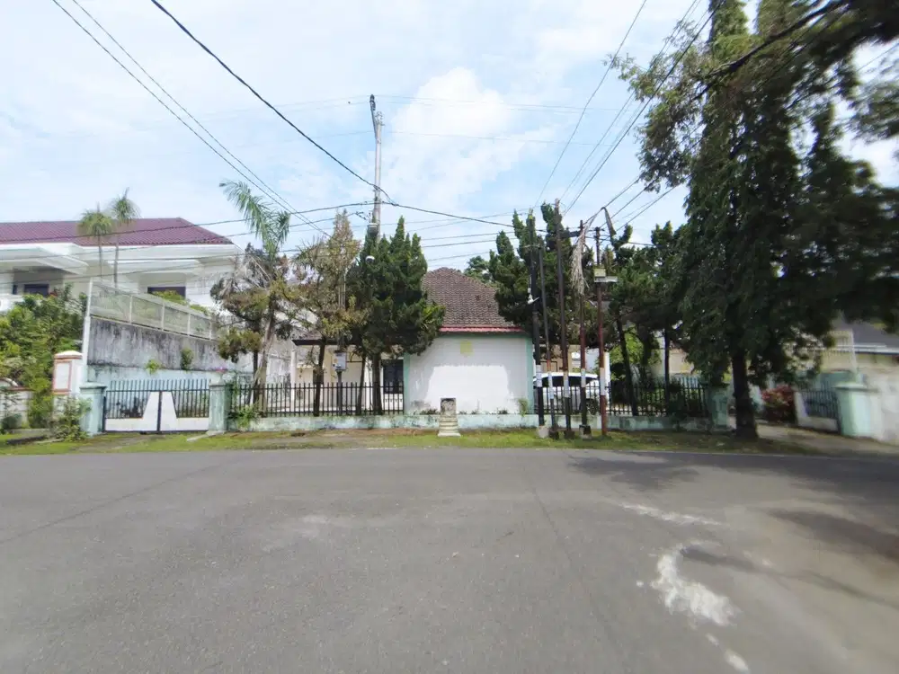 Dijual Rumah Jalan Gurila (deket Juanda)