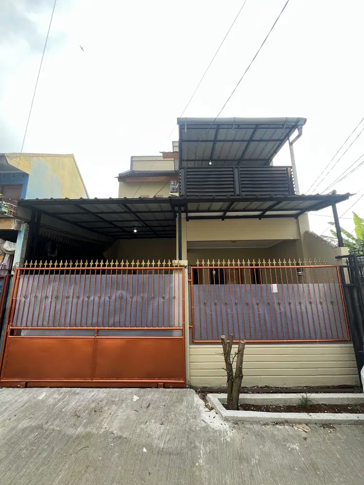 Dijual rumah siap huni 2 lantai di sawangan depok