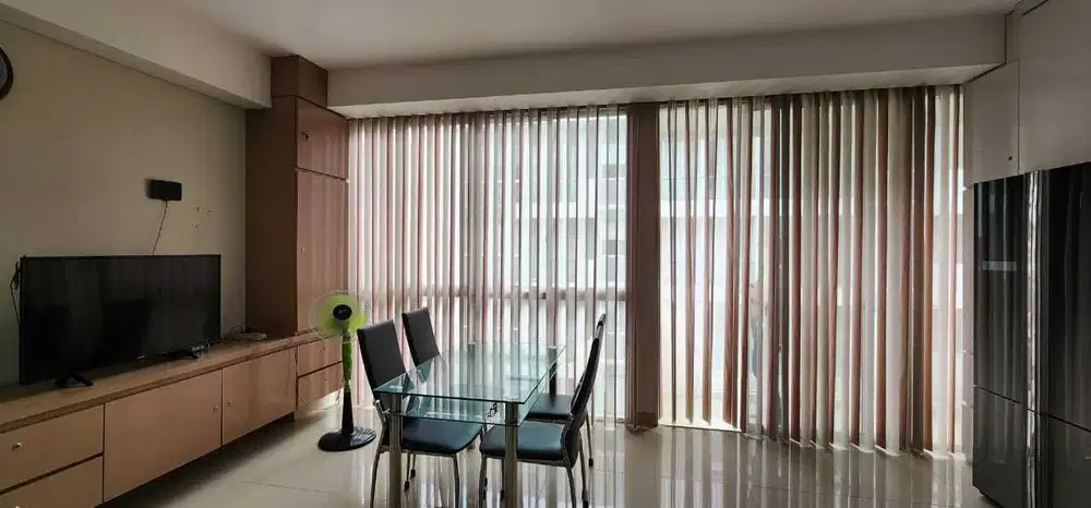 Apartemen The Springs Rainbow Condovillas Gading Serpong view danau